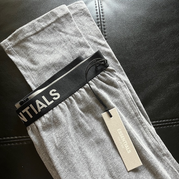 FEAR OF GOD ESSENTIALS Lounge Pants NWT - Picture 5 of 7